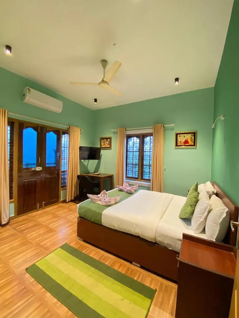 Lannister Villa Munnar 0*,
